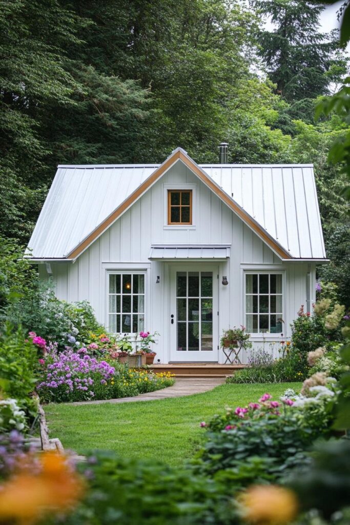 59 Small Dream Houses That Feel Like Home