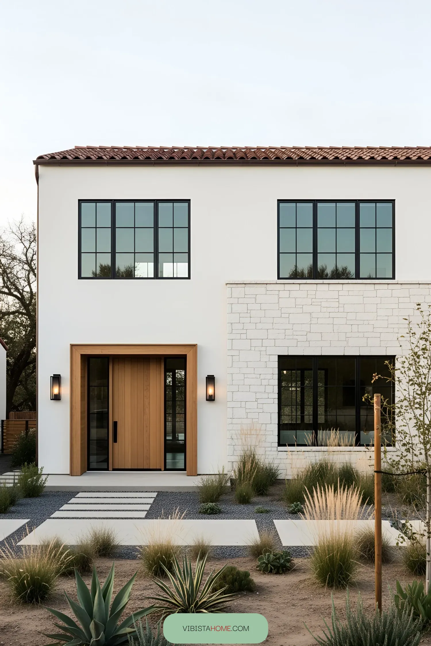 Contemporary Spanish farmhouse with a sleek design