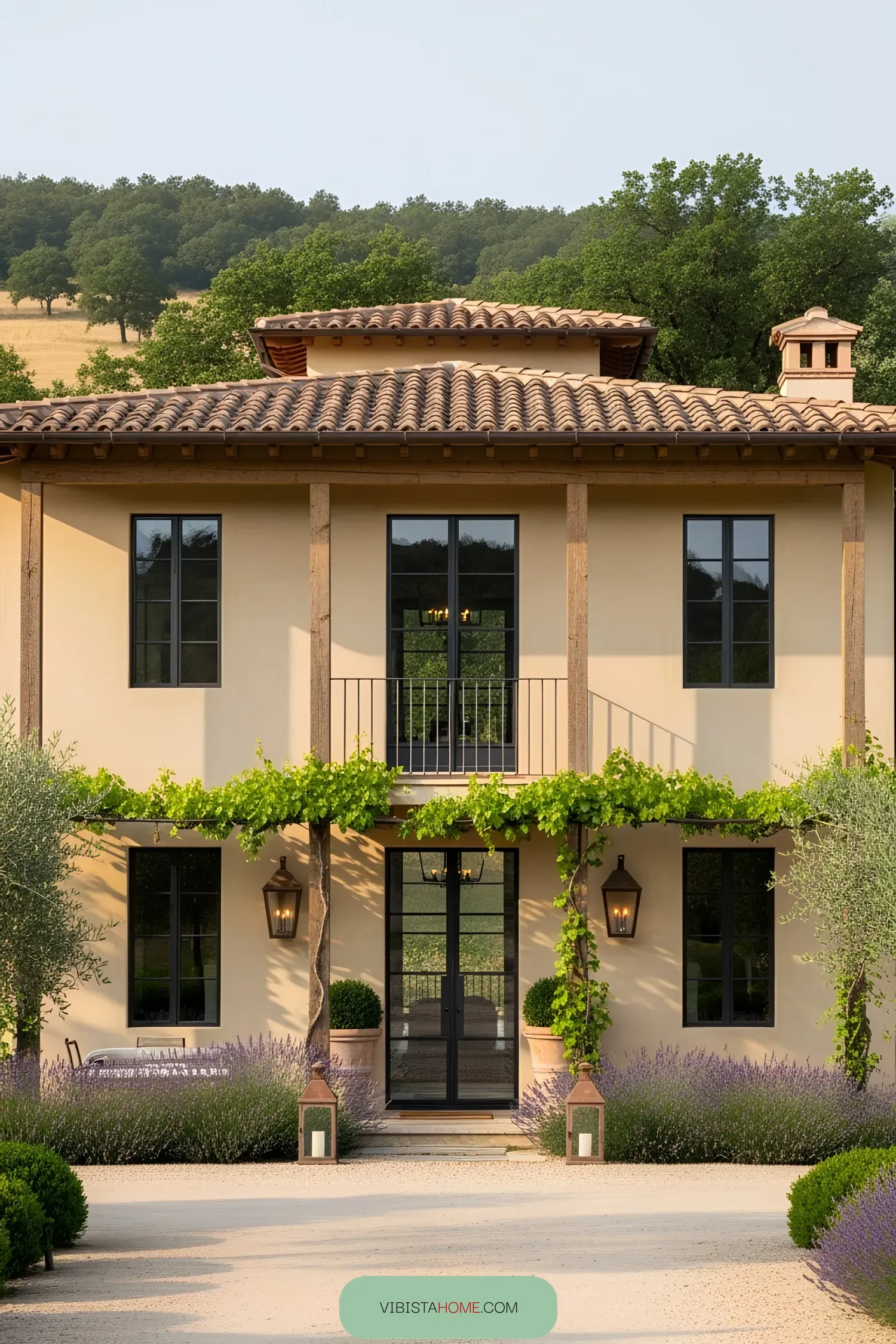 Modern Tuscan villa with greenery and lavender