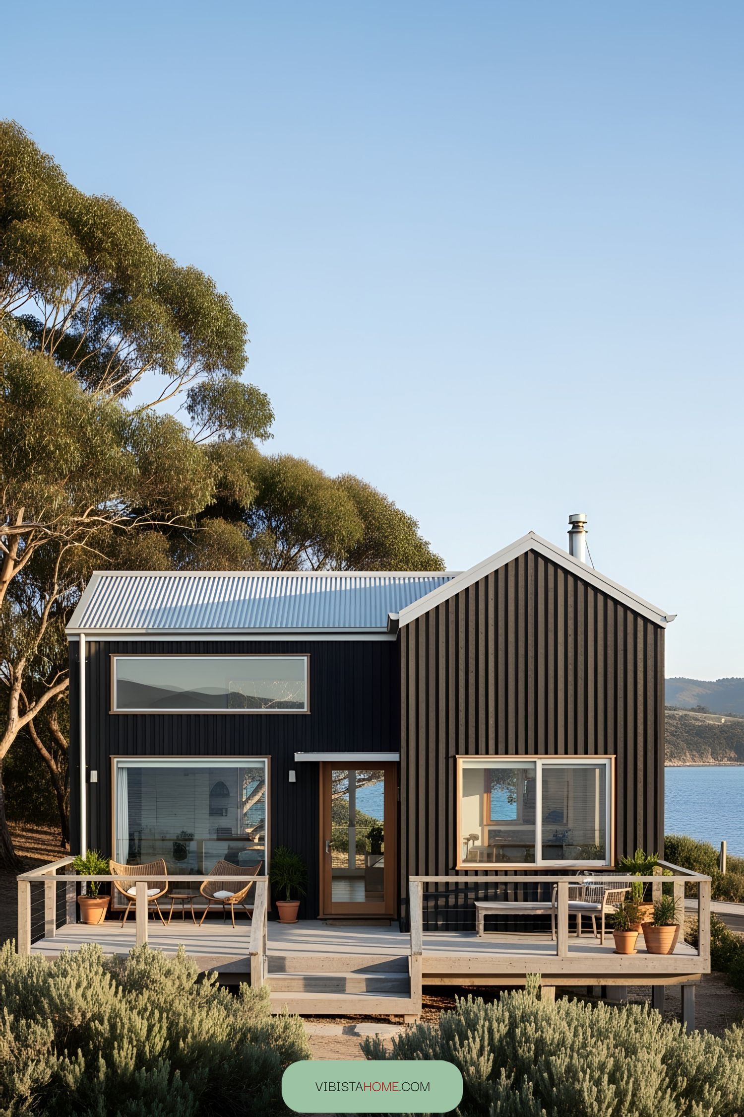 Cozy rustic house with ocean view and wooden deck
