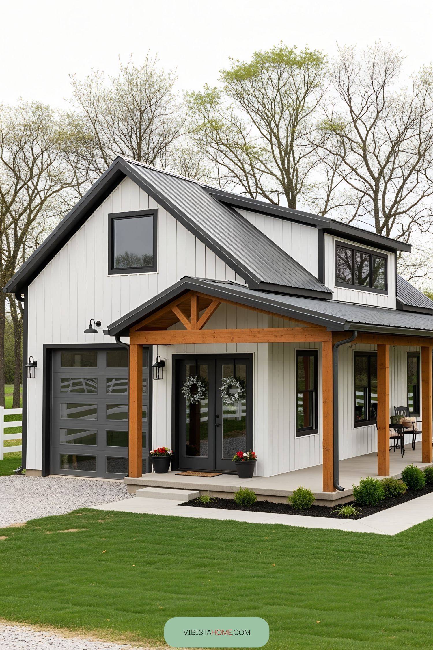 Small barn-style home with modern features
