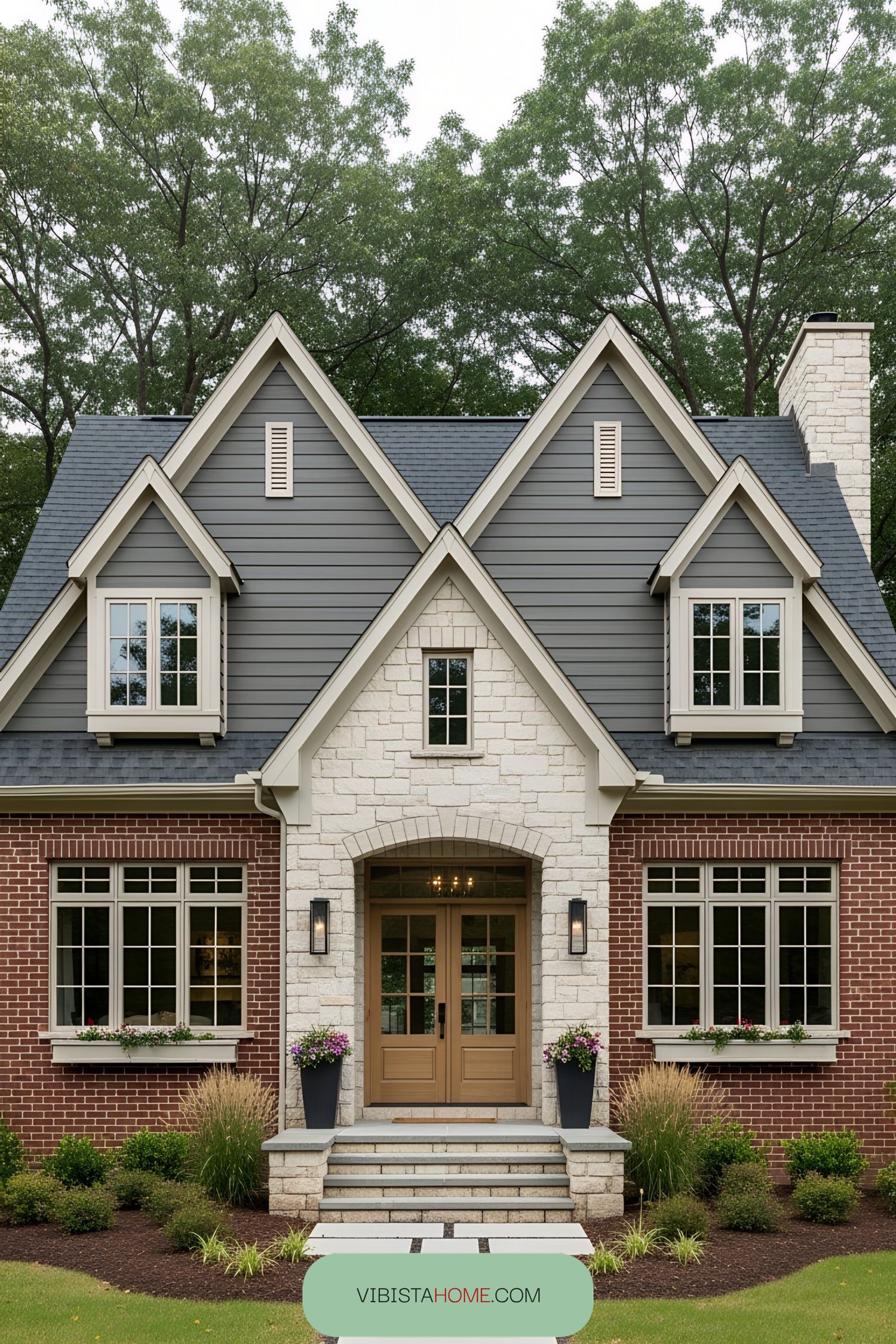 Cottage with brick base and wood upper façade